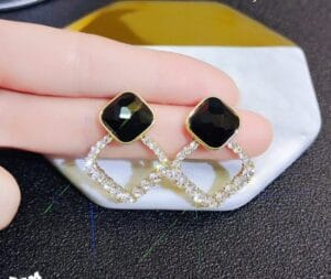 Zircon Korean Black Shiny Earing Resin Rhombus Earrings zircon korean black shiny earing resin rhombus earrings